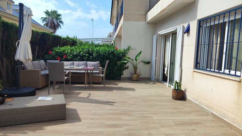 Bungalow Au Rez-De-Chaussée - Revente - Torrevieja - 185001