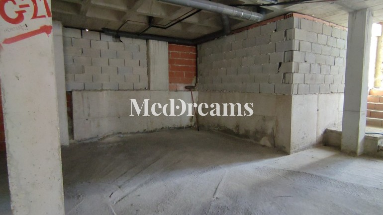 Resale - Garage - San Miguel de Salinas