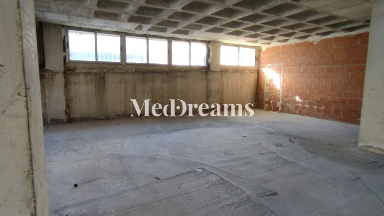 Resale - Garage - San Miguel de Salinas