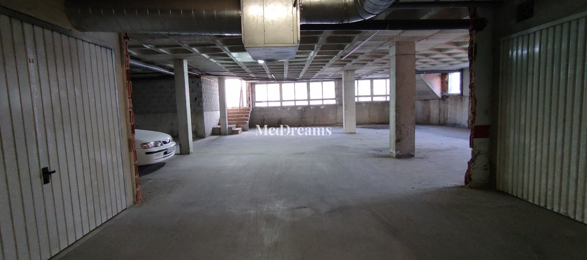 Resale - Garage - San Miguel de Salinas