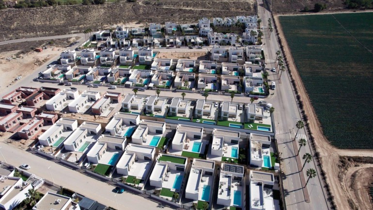 Nueva construcción  - Villa - Algorfa - La Finca Golf