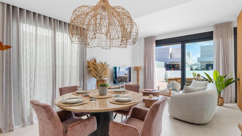 Nueva construcción  - Villa - Dolores - Sector 3