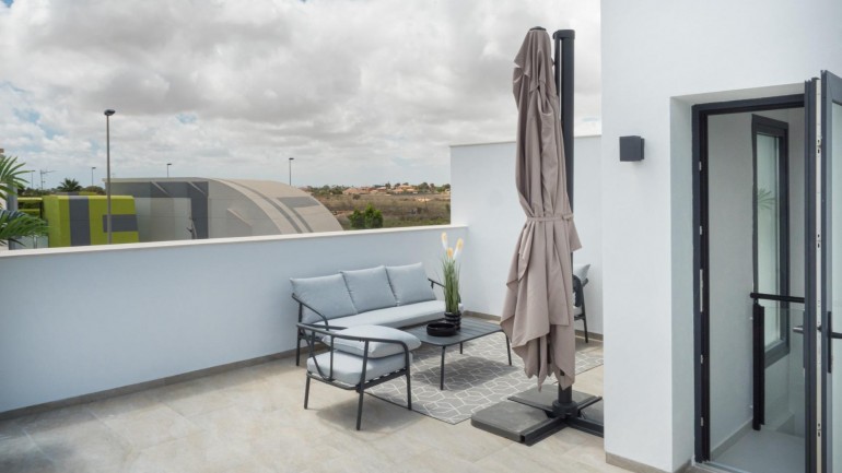 Nueva construcción  - Villa - San Pedro del Pinatar - San Pedro Del Pinatar