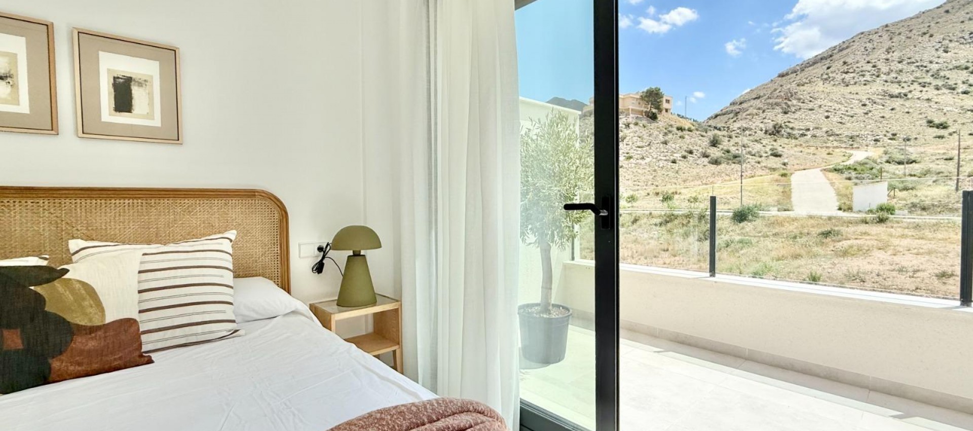 New Build - Town House - Cox - San Fernando