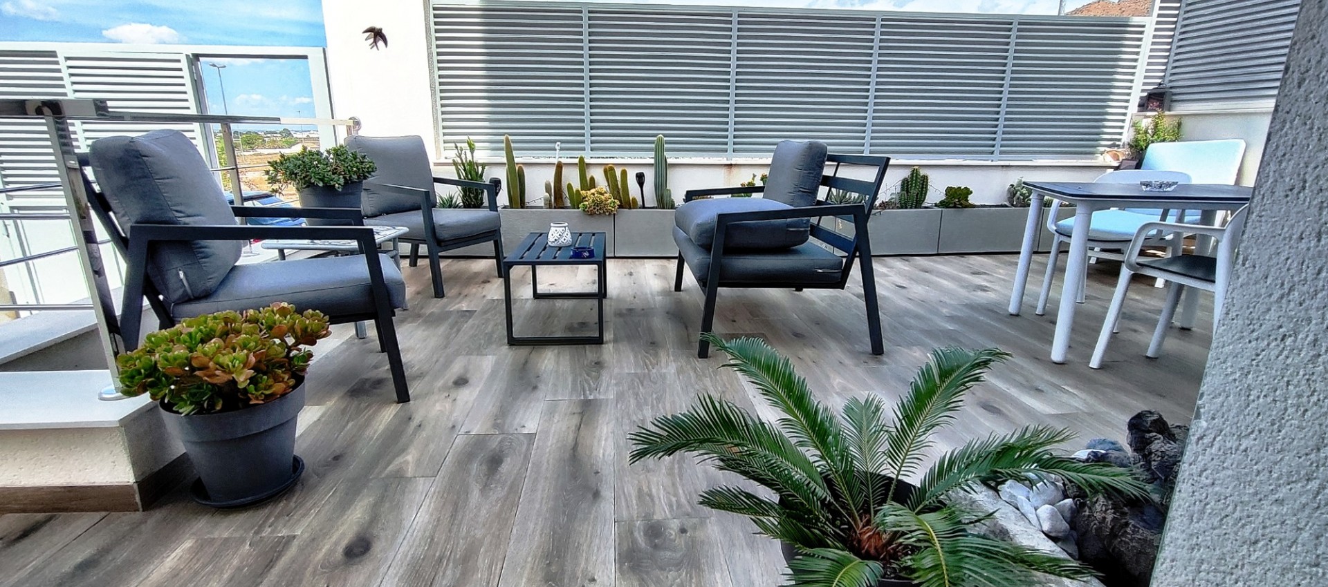 Reventa - Villa / Semi pareado - Cox