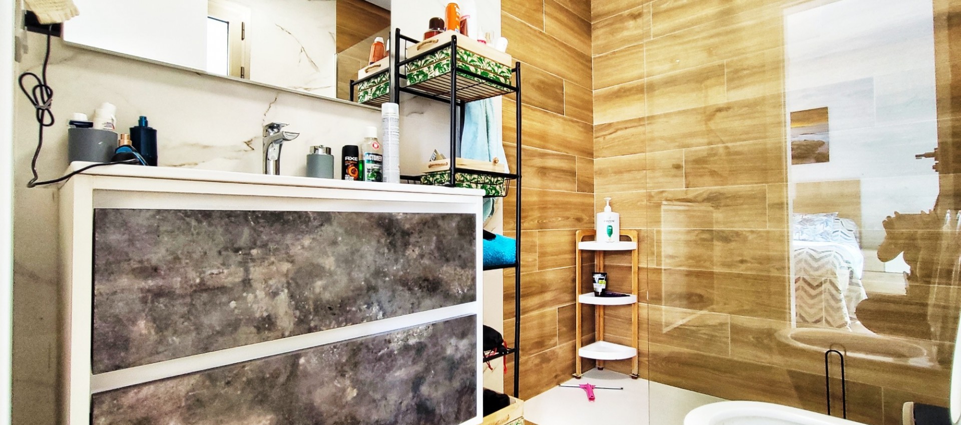 Reventa - Villa / Semi pareado - Cox