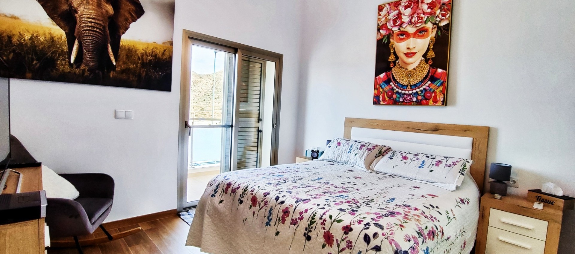 Reventa - Villa / Semi pareado - Cox